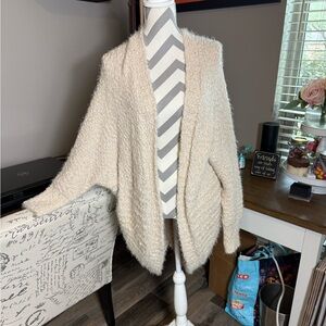 Francesca's Collections Cream Chunky Knit Cardigan